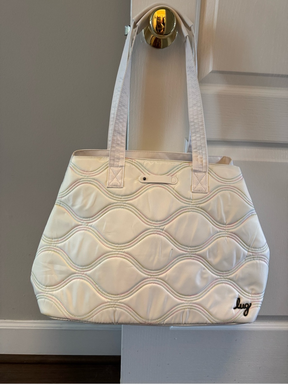 Lug Tempo in White Icepop Stitch (NEVER USED)